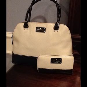 BEAUTIFUL AUTHENTIC Kate Spade purse AND wallet