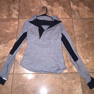 SOLD‼️Lululemon pullover 6