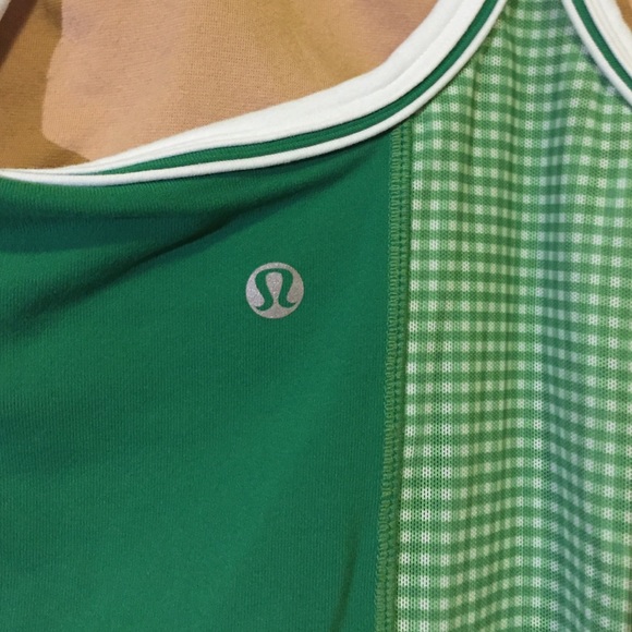 Lululemon razorback tank