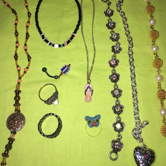 JEWELRY CABINET CLEANOUT!! 2/$5 or 5/$10. - Picture 3 of 4