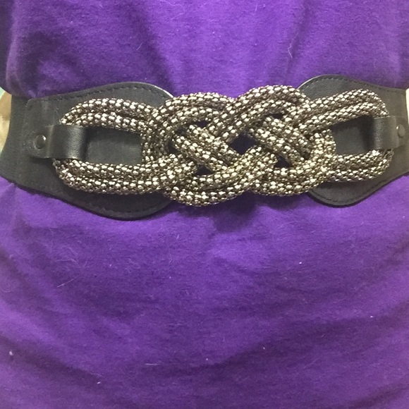 High waisted belt