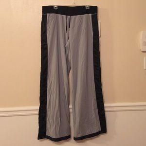 LuLuLemon RUN: Right Round Pant Sz 12