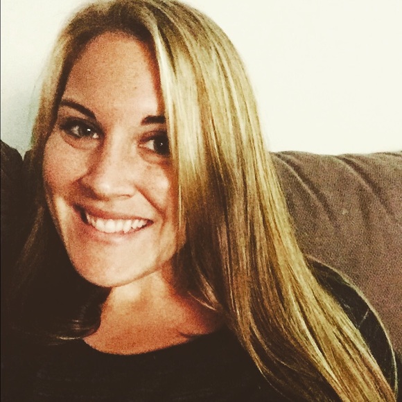 Meet your Posher, Kristen - Picture 1 of 1