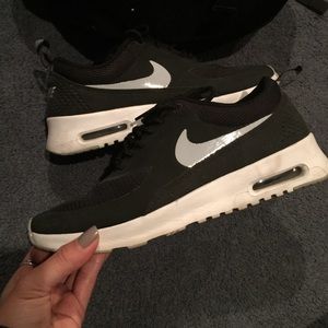 Nike air max theas 6.5