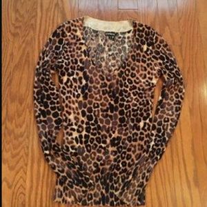 Express v-neck leopard print sweater small