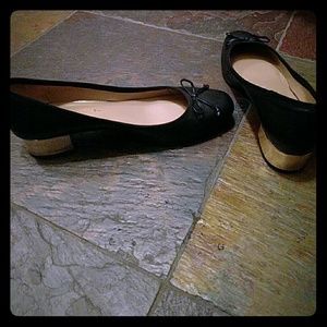 Banana Republic gold/black heals.  9 1/2