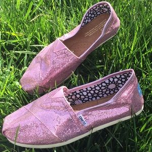 Pink glitter Tom's💞