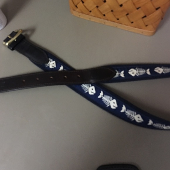 Vineyard vines men's belt