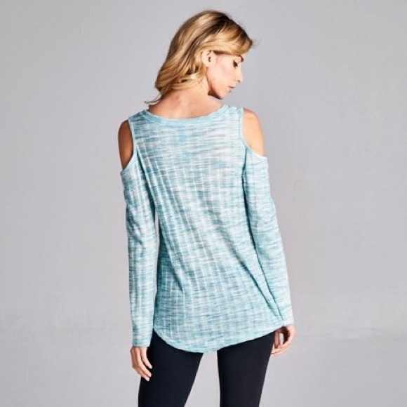 Rib mélange knit fabric cold shoulder top - Picture 3 of 3