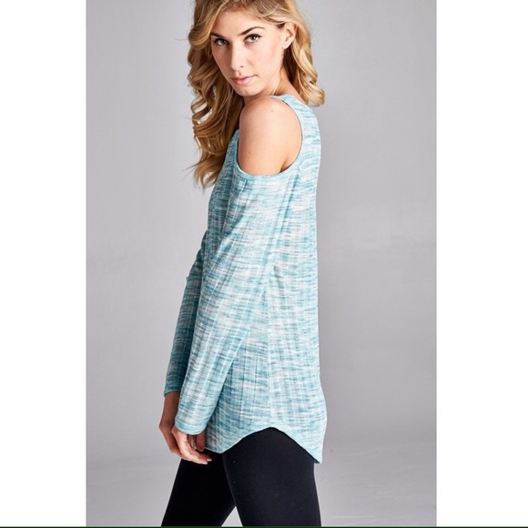 Rib mélange knit fabric cold shoulder top - Picture 2 of 3