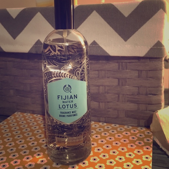 The Body Shop body mist