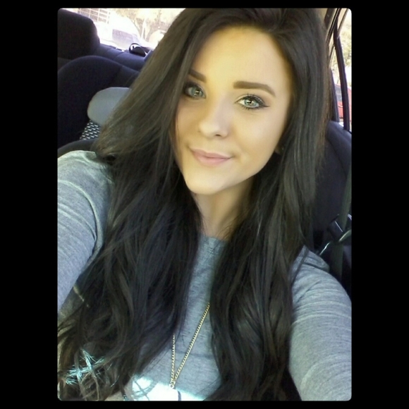 Meet your Posher, Riann - Picture 1 of 1