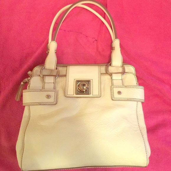 New Banana Republic Handbag in cream - small size