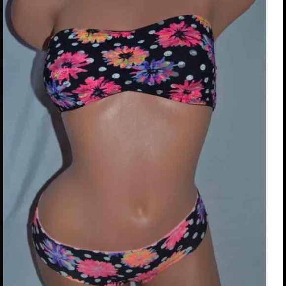 Victoria's Secret pink floral bandeau panty set S