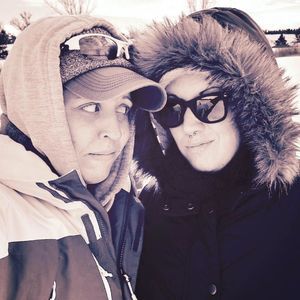 Meet your Posher, Simonia