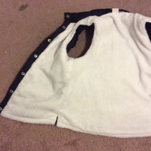 Rosy - Picture 2 of 3