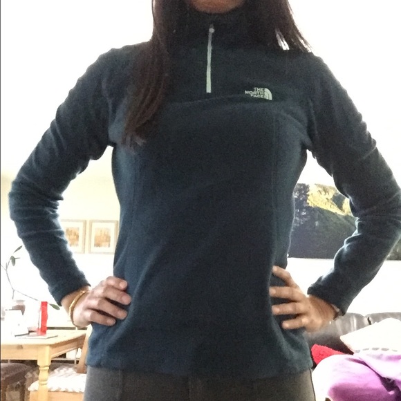 ❌ SOLD! ❌ North Face TKA 100 Microvelour 1/4-Zip - Picture 4 of 4