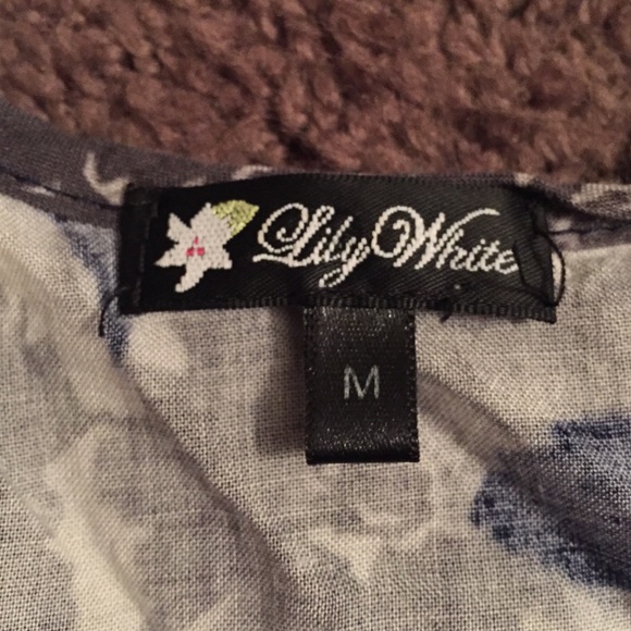 Lily White Flower tank! - Picture 2 of 2