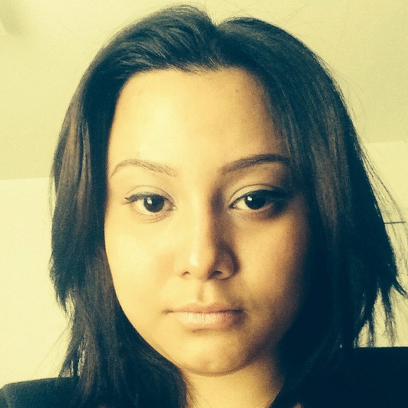 Meet your Posher, Steph - Picture 1 of 1