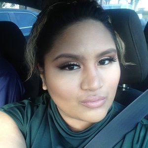 Meet your Posher, Cindy