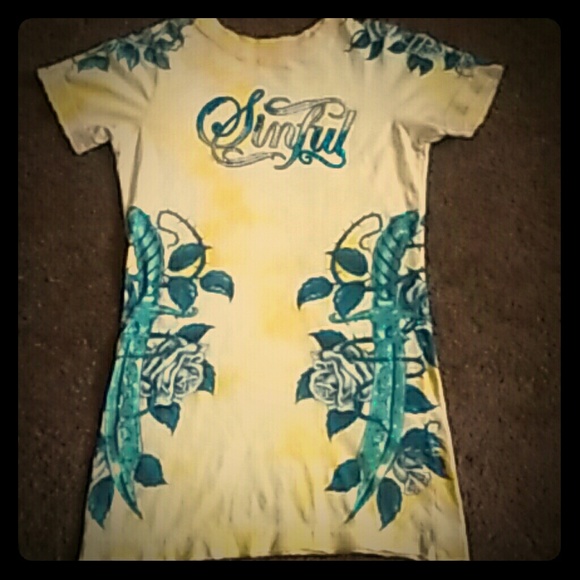 Sinful tee