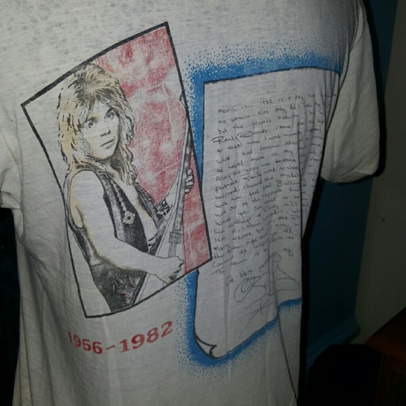 How  awesome is this vintage Randy Rhodes Tee - Picture 3 of 4