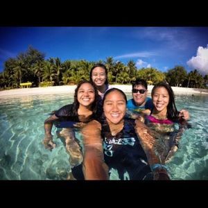 Meet your Posher, Leona