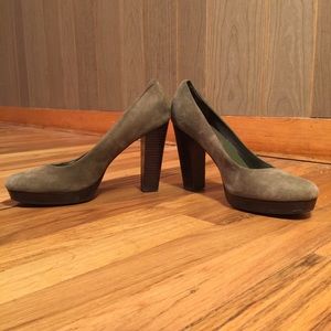 Suede forest green BR wooden chunky 4.5" heel