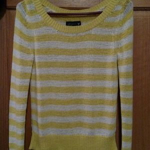 AEO knitted yellow & white striped sweater