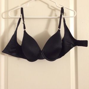 🚫SOLD🚫 34D Maidenform Black Bra