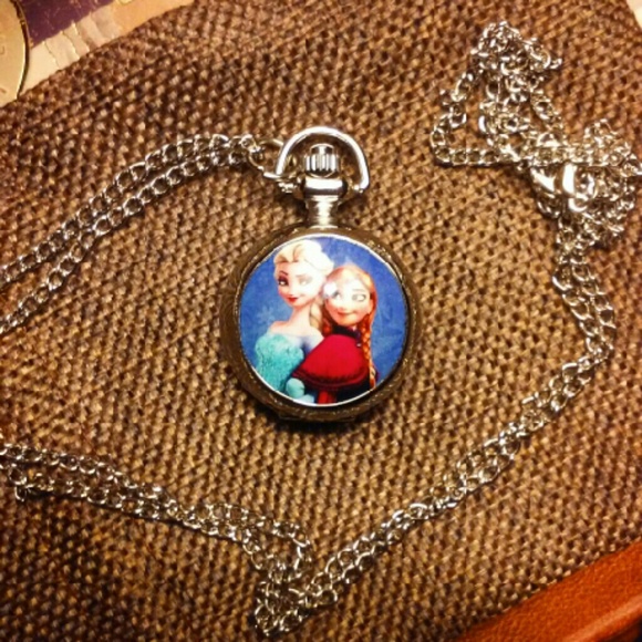 Frozen pendant watch with free necklace - Picture 3 of 5