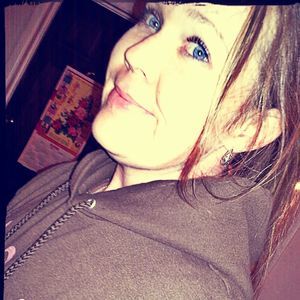 Meet your Posher, Becca