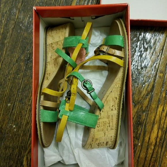 Kickers Wedge Submarine Sandals Green Yellow 8.5M - Picture 5 of 8