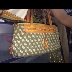 Dooney & Bourke bag
