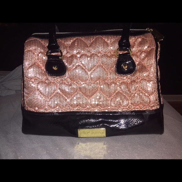 Adorable Betsey Johnson pink heart sequin bag