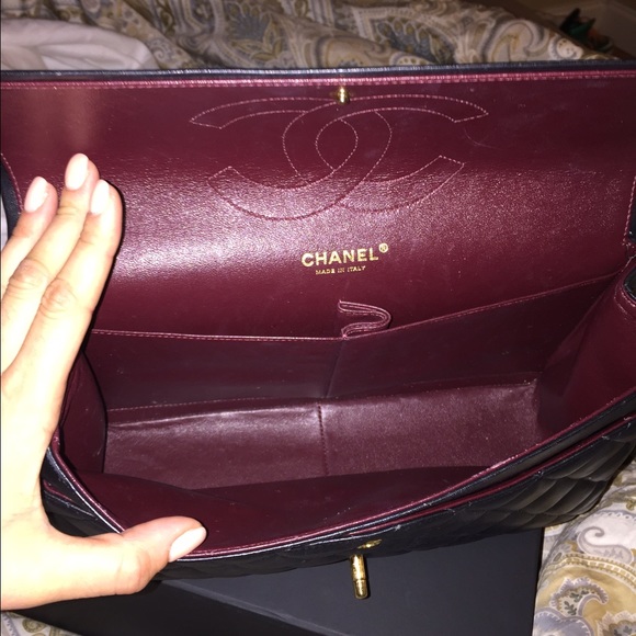SOLD- Classic Chanel Jumbo Bag - Picture 2 of 4