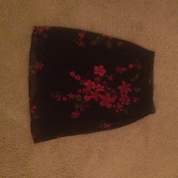 Beautiful mid length skirt