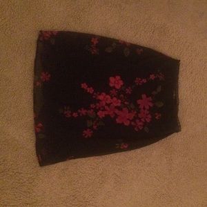 Beautiful mid length skirt