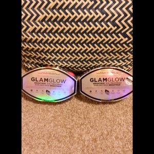 2 GlamGlow eye treatments!!!!