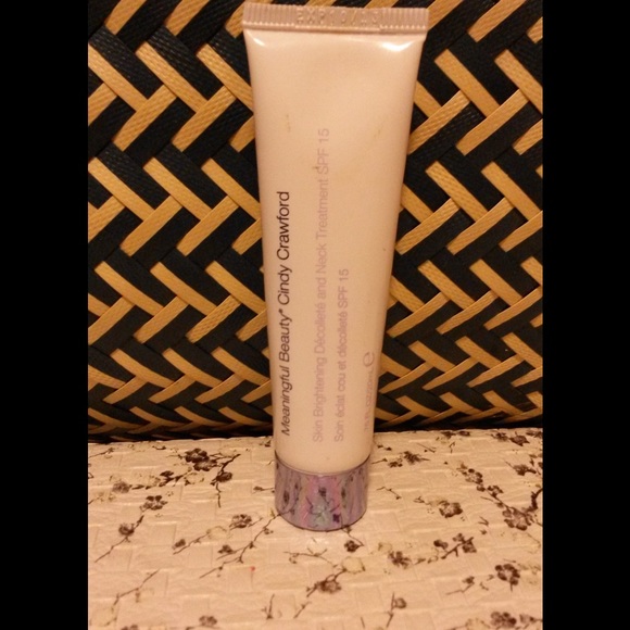 Meaningful beauty skin brightening treatment