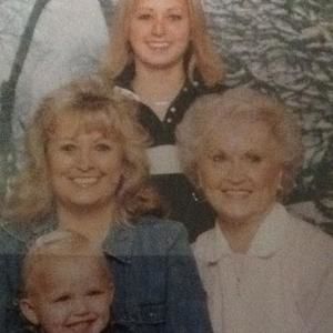 Meet your Posher, Melissa