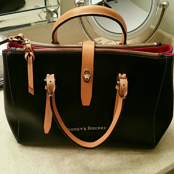Beautiful Dooney handbag!