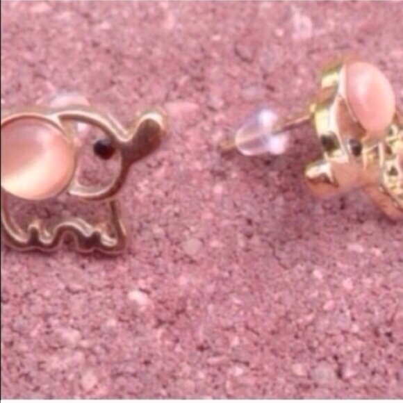 Pink Baby Elephant Earrings✨reduced final price✨ - Picture 2 of 4