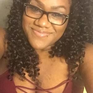 Meet your Posher, Alisha