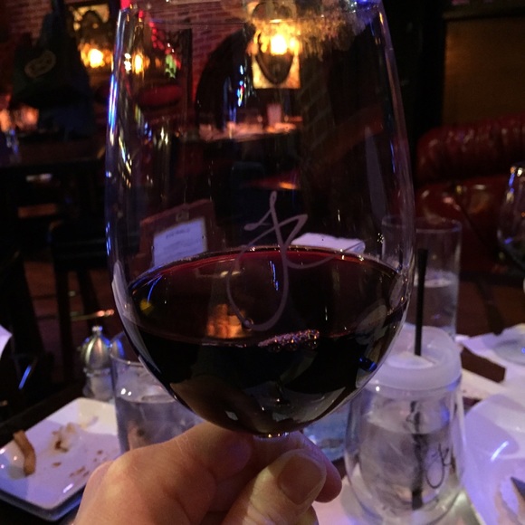 Meet your Posher, Amy - Picture 1 of 1