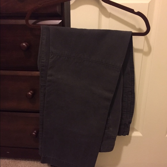 Eddie Bauer Men's casual pants - Picture 2 of 2