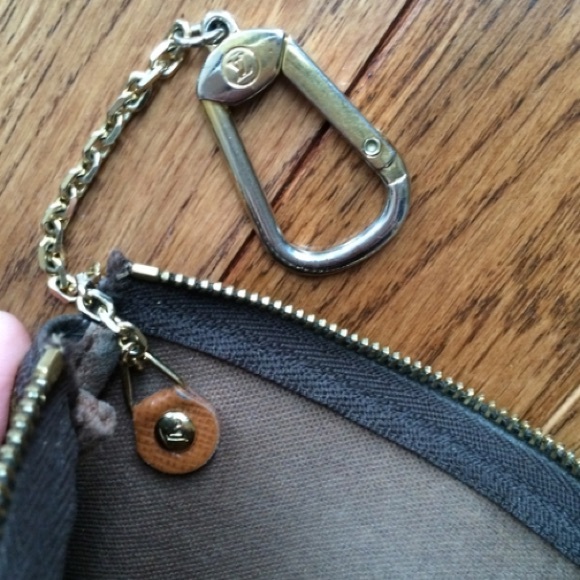 Louis Vuitton Cles Trunks & Wardrobe - Picture 3 of 4