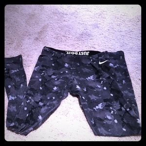 Nike leggings/tights