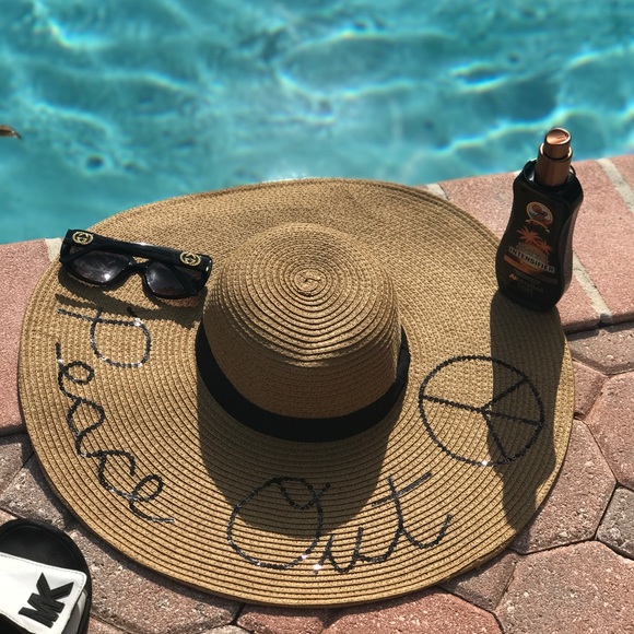 Meet your Posher, Evi - Picture 2 of 2