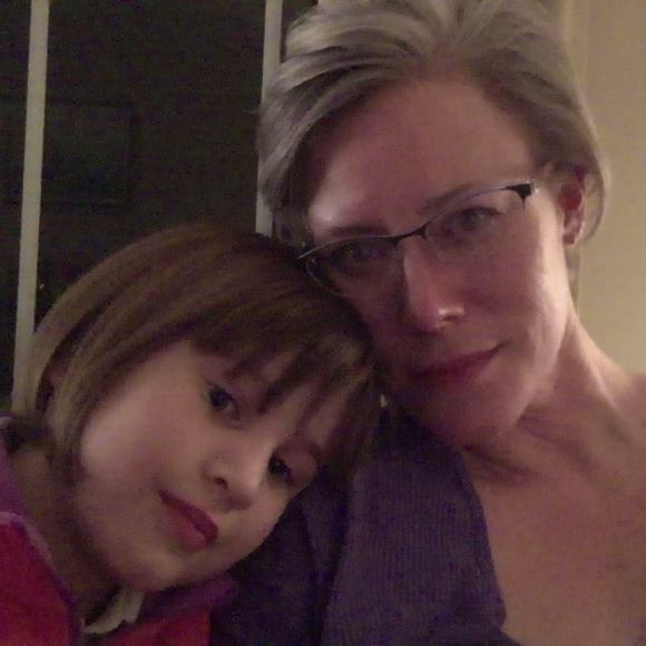 Meet your Posher, Katherine - Picture 2 of 2